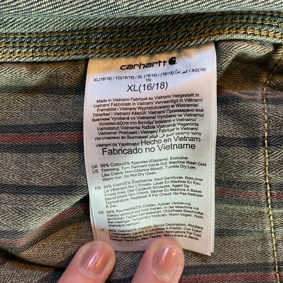 SOLD!! NWOT Women’s Carhartt Rugged Flex Denim Jacket - Picture 4 of 6